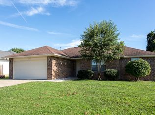 3738 W Roxbury St, Springfield, MO 65807