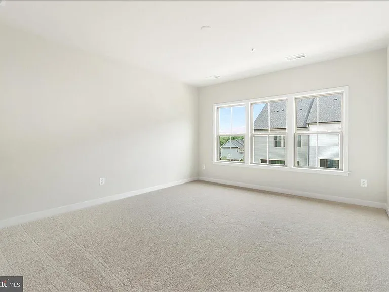10132 Lake Linganore Blvd — Photo 27