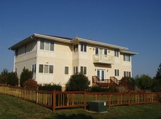 2060 Pearl Ln #B-1N, Fairfield, IA 52556