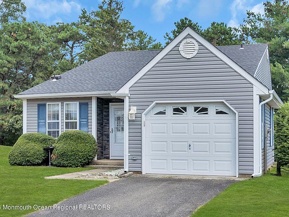 5th image of 53 Birchwood Drive