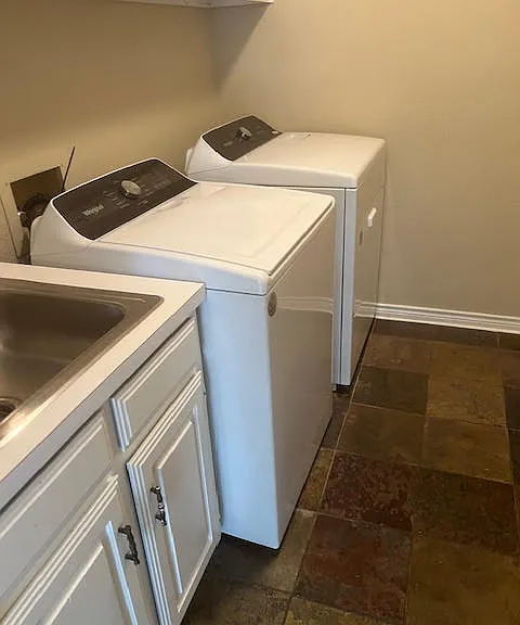 2601 Banner Elk Cir — Photo 40