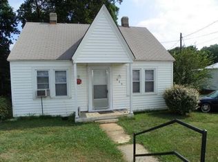 925 Bob Gregory St, Martinsville, VA 24112