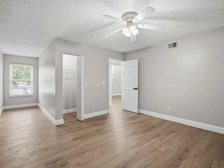 12287 Armenia Gables Cir — Photo 11