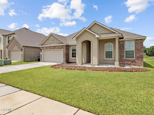 209 Rue Cordorcet, Youngsville, LA 70592