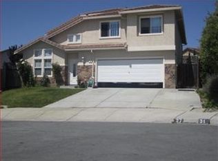 27 New Hampshire Cir, Salinas, CA 93905