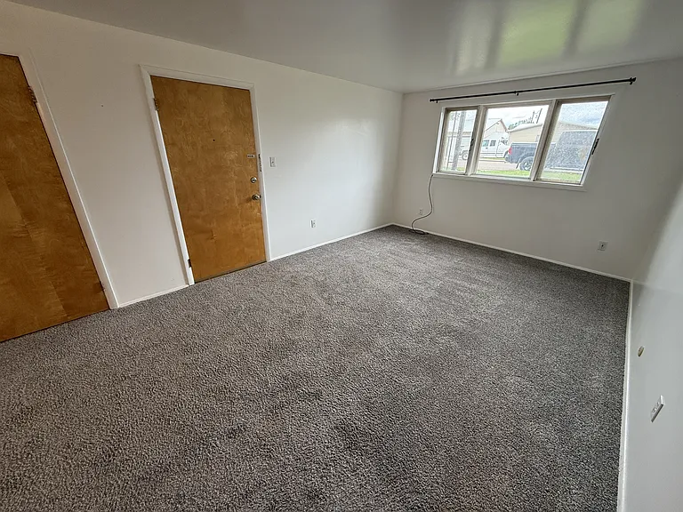 4212 Central Ave #4 — Photo 2