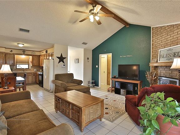 4th image of 2648 Melissa Ln