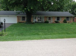 2491 S Linda Dr, Bellbrook, OH 45305