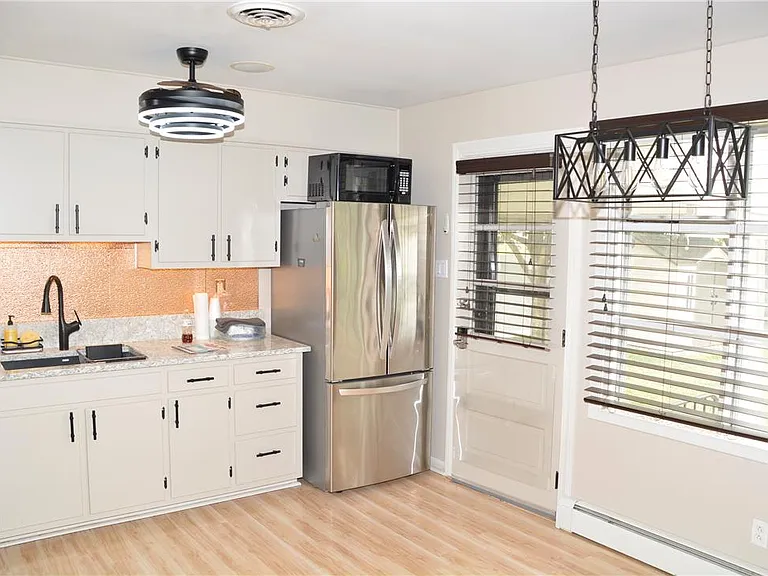 3017 Jefferson St — Photo 4