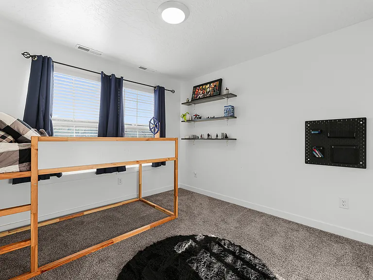 256 N Pier Ln — Photo 27