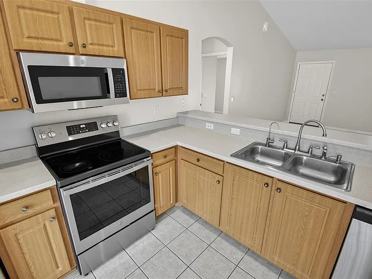 83 Lynbrook Dr #A — Photo 19