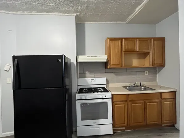 708 Broadway #1R, Bayonne, NJ 07002