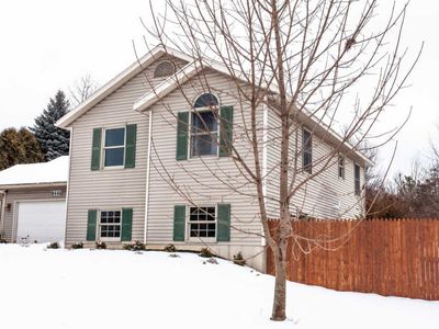 8440 Windstone Dr NE, Rockford, MI, 49341