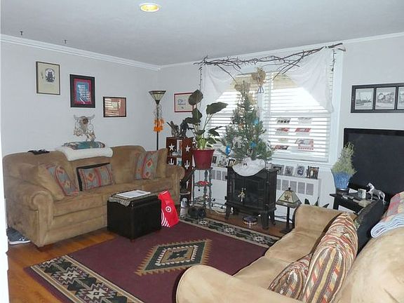 4th image of 117 Atlantic Ave