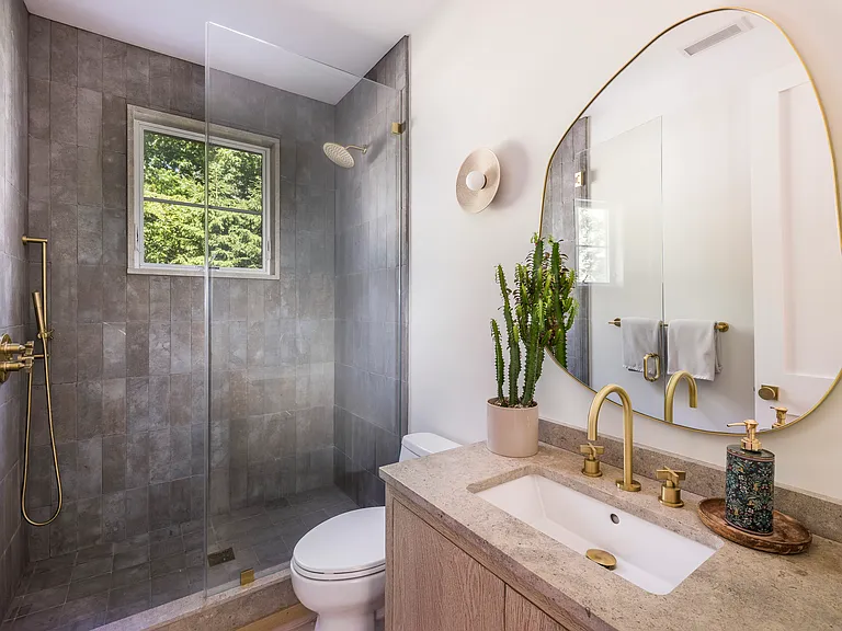 6 Outlook Ave — Photo 24