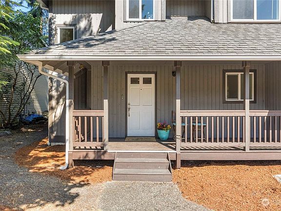 3rd image of 16723 26th Ave SE