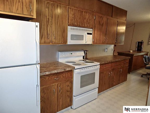 3rd image of 3124 Cottonwood Ln