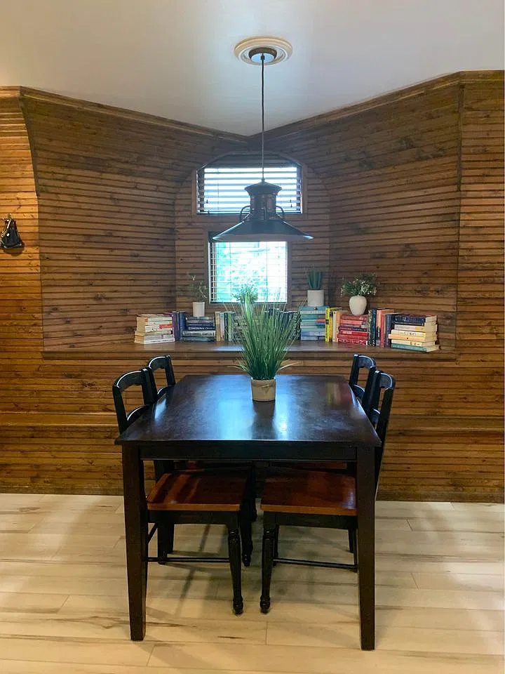 1 bed, 825 sqft, $2,100 — Photo 3