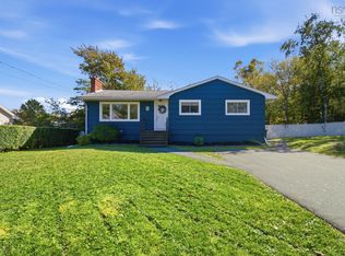 8 Edward Laurie Dr, Halifax, NS B3M 2C5