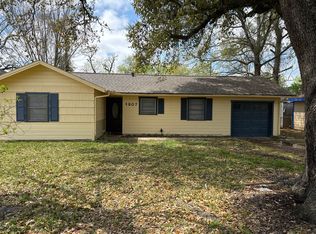 1907 11th St, Orange, TX 77630