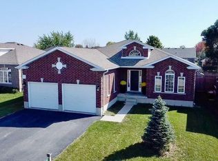 11 Patchell Ct, Springwater, ON L0L1P0