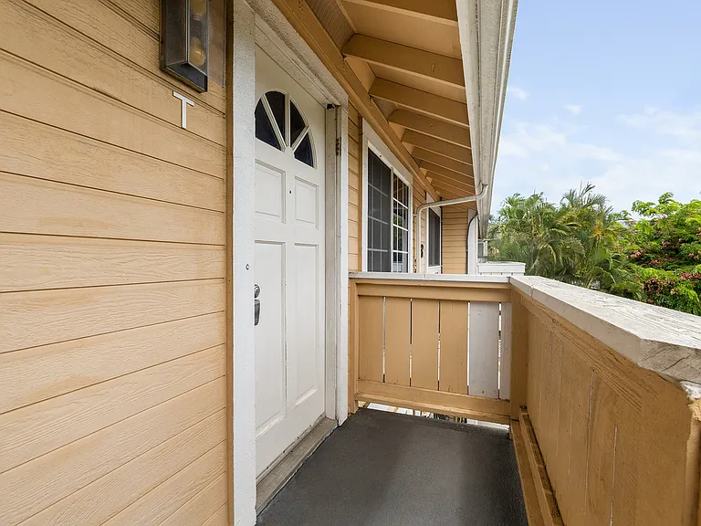 393 Mananai Pl #T — Photo 19