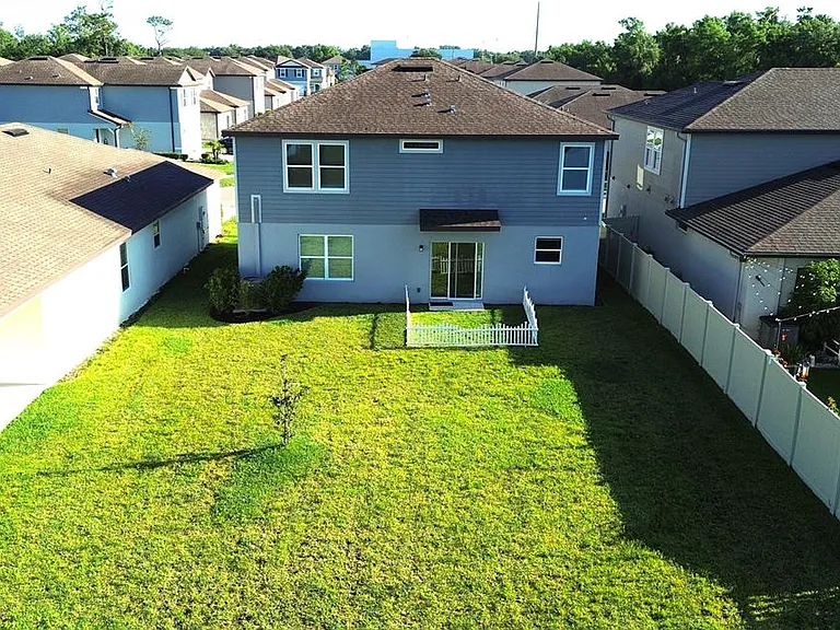30600 Thunderbird Dr — Photo 10