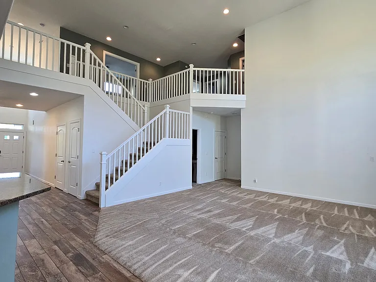 2643 Andrew Ave NW — Photo 43