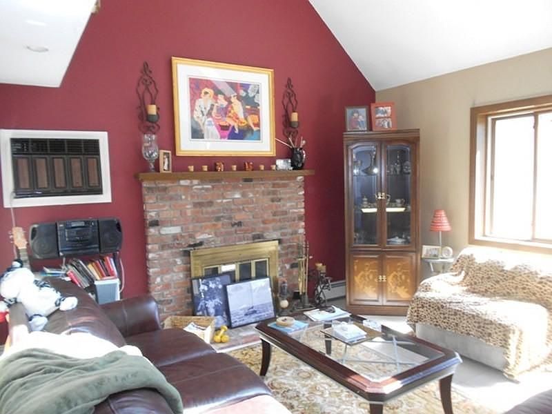 19 Holly Heights Dr, North Branford, CT 06471 Zillow