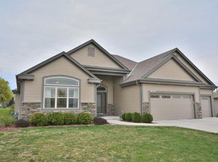 W173N10042 Meadow Creek Way, Germantown, WI 53022