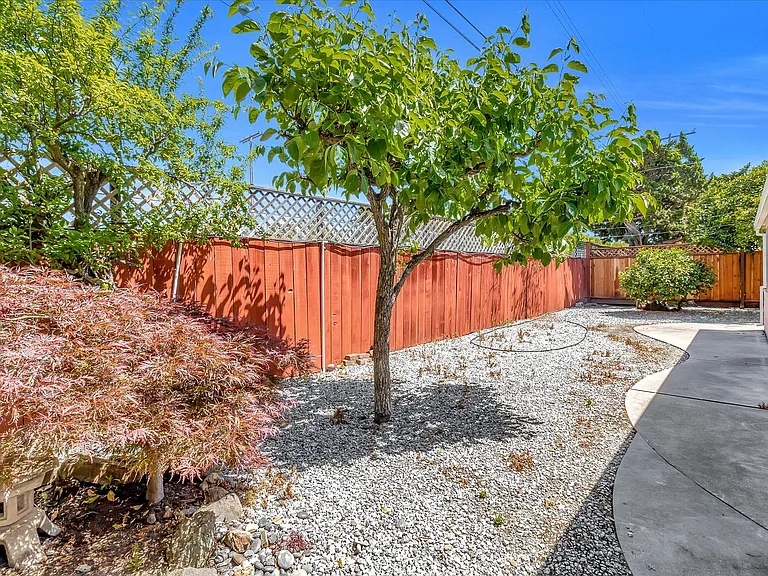 3807 Nathan Way — Photo 38