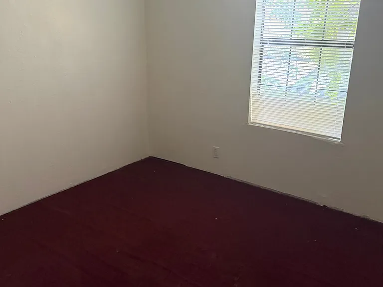 2026 Clay Ave #B — Photo 4