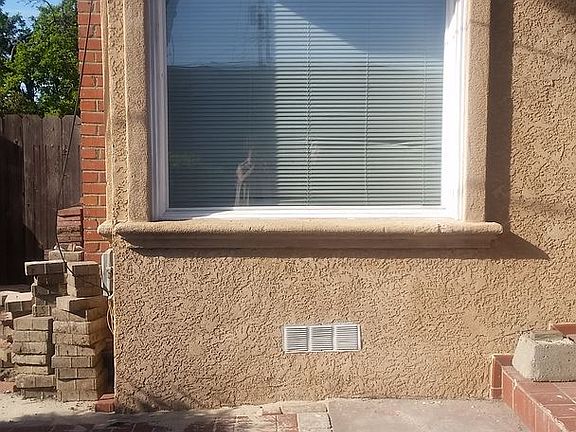 5th image of 2877 Wendell Ave