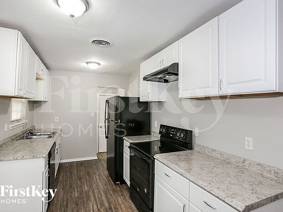4th image of 1532 Milmo Dr