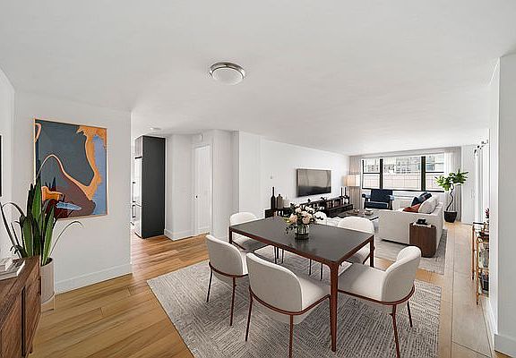 3rd image of 330 W 58th St APT 14J