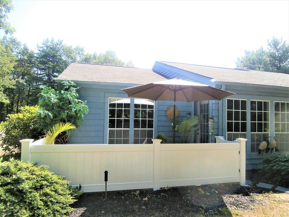1st image of 645 Sherwood Court #A