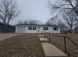 507 Alexander St, Winfield, KS 67156