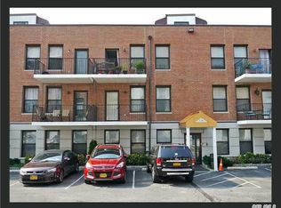 7608 69th Pl APT 3D, Glendale, NY 11385