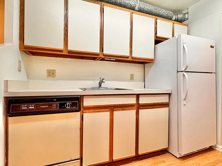 125 Turtle Creek Rd #11 — Photo 6