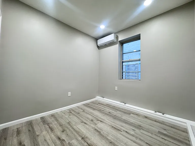 3338 Shore Pkwy #1F — Photo 12