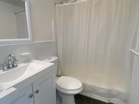 5th image of 2101 Chestnut St #17-1813