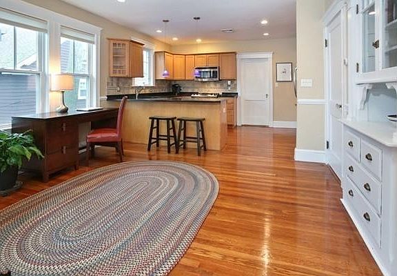 4th image of 772 Centre St APT 2