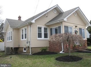 87 Locust Ave W, Hamilton, NJ 08610