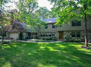 2935 Exmoor Rd, Ann Arbor, MI 48104