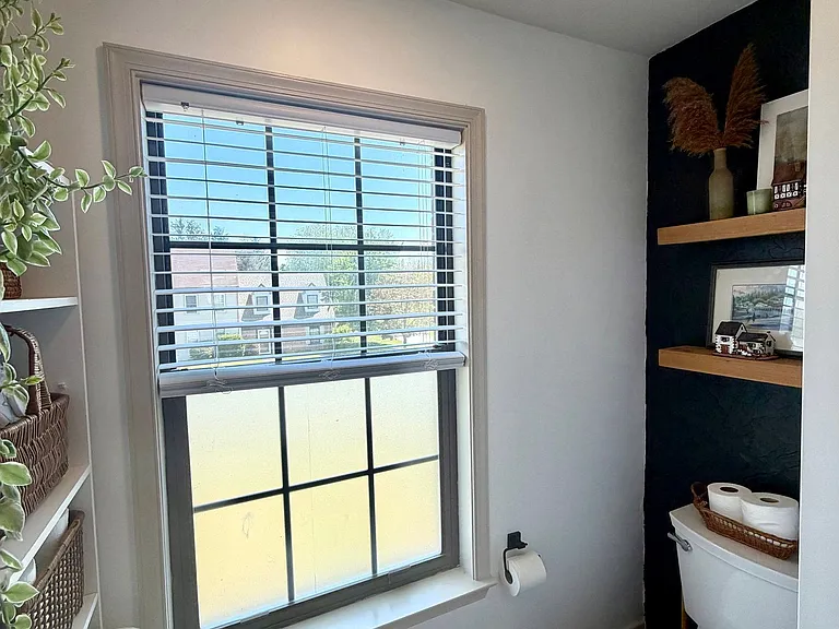 60 Carriage House Dr — Photo 15