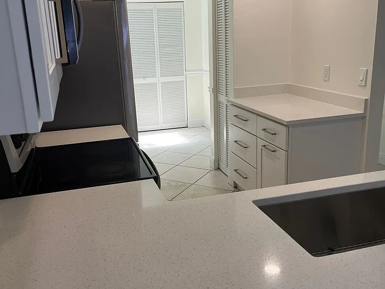 752 S Orlando Ave #314 — Photo 5