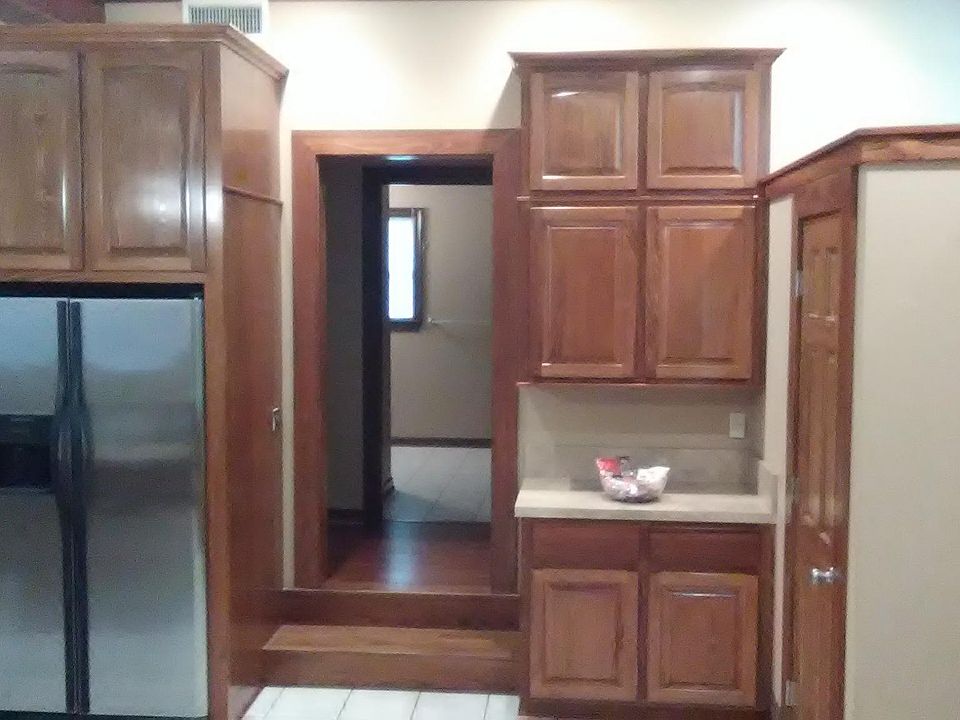 Right side of Kitchen