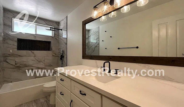 18370 Danbury Ave — Photo 19