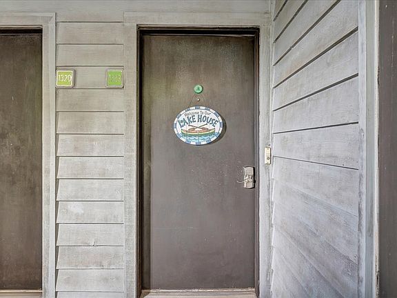 2nd image of 100 Sailors Cove Dr Unit 1323