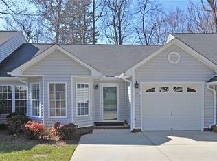 210 Miller Pointe Dr, Winston Salem, NC 27106